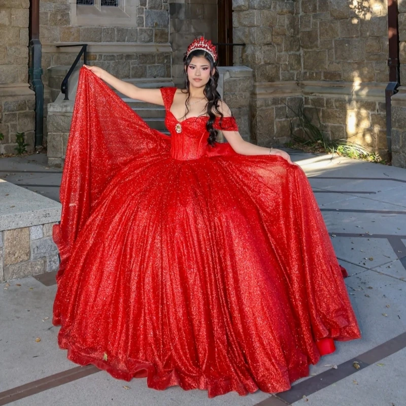 Rote glänzende Quinceanera-Kleider, Ballkleid, schulterfrei, Perlen, Schleife, Tüll, Korsett, süßes 16-Kleid, Vestidos 15 De Anos