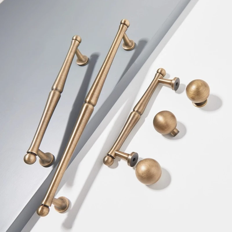 

Creative Retro Wardrobe Handle French Brass Cabinet Handle Antique Drawer Knob Simple Classical Round Ball Shoe Cabinet Handle