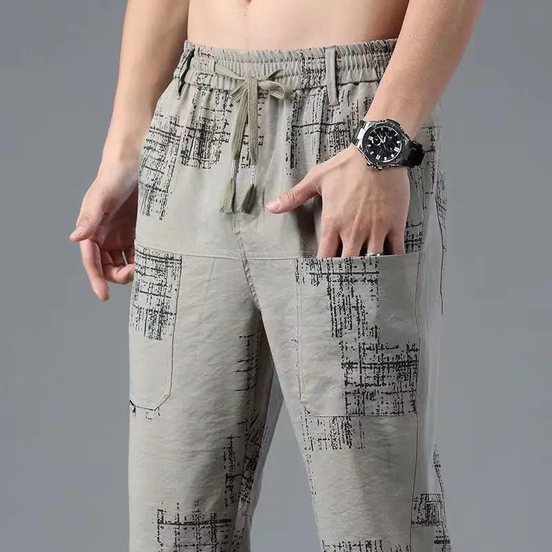 

Летние дышащие свободные укороченные брюки из ледяного шелка с принтом, мужские свободные тонкие прямые брюки с эластичной резинкой на талии и карманами на шнурке JJ578