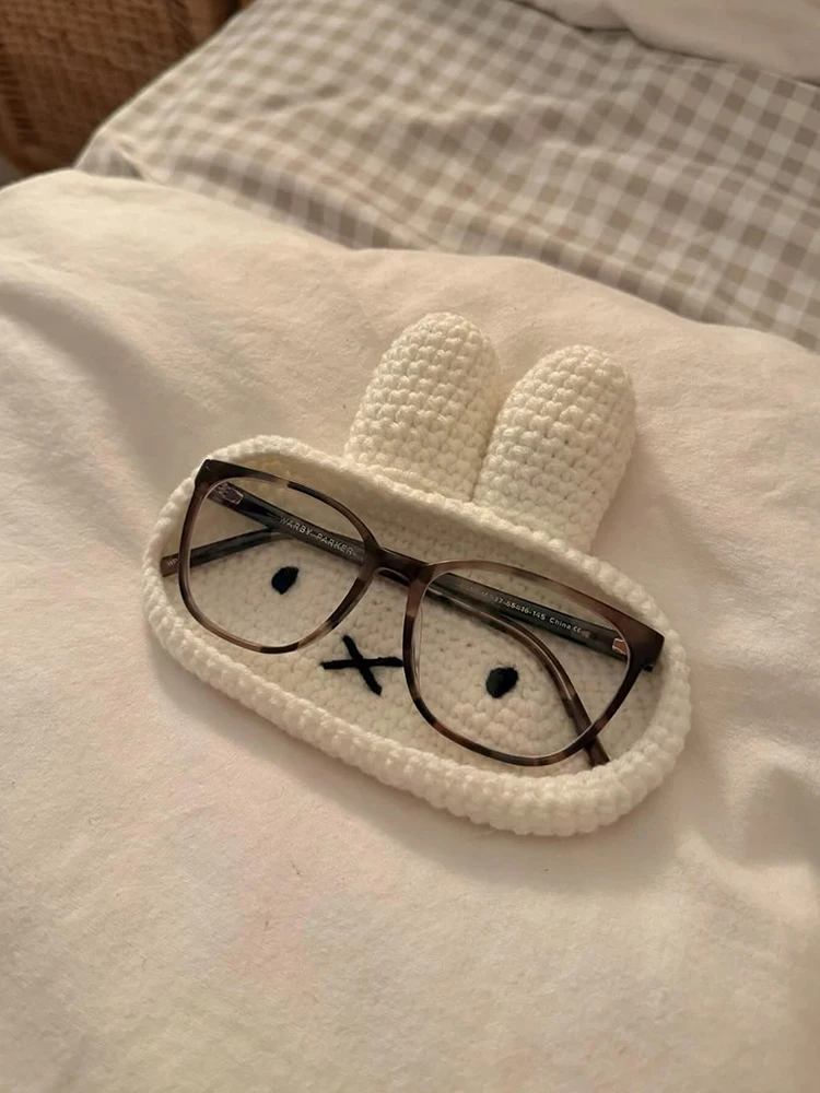 Hanrt DIY Material Kit Cute Cartoon Image Eyeglass Frame Gift Wool Yarn Hook Needle for Beginners Easy to Follow Instruct...