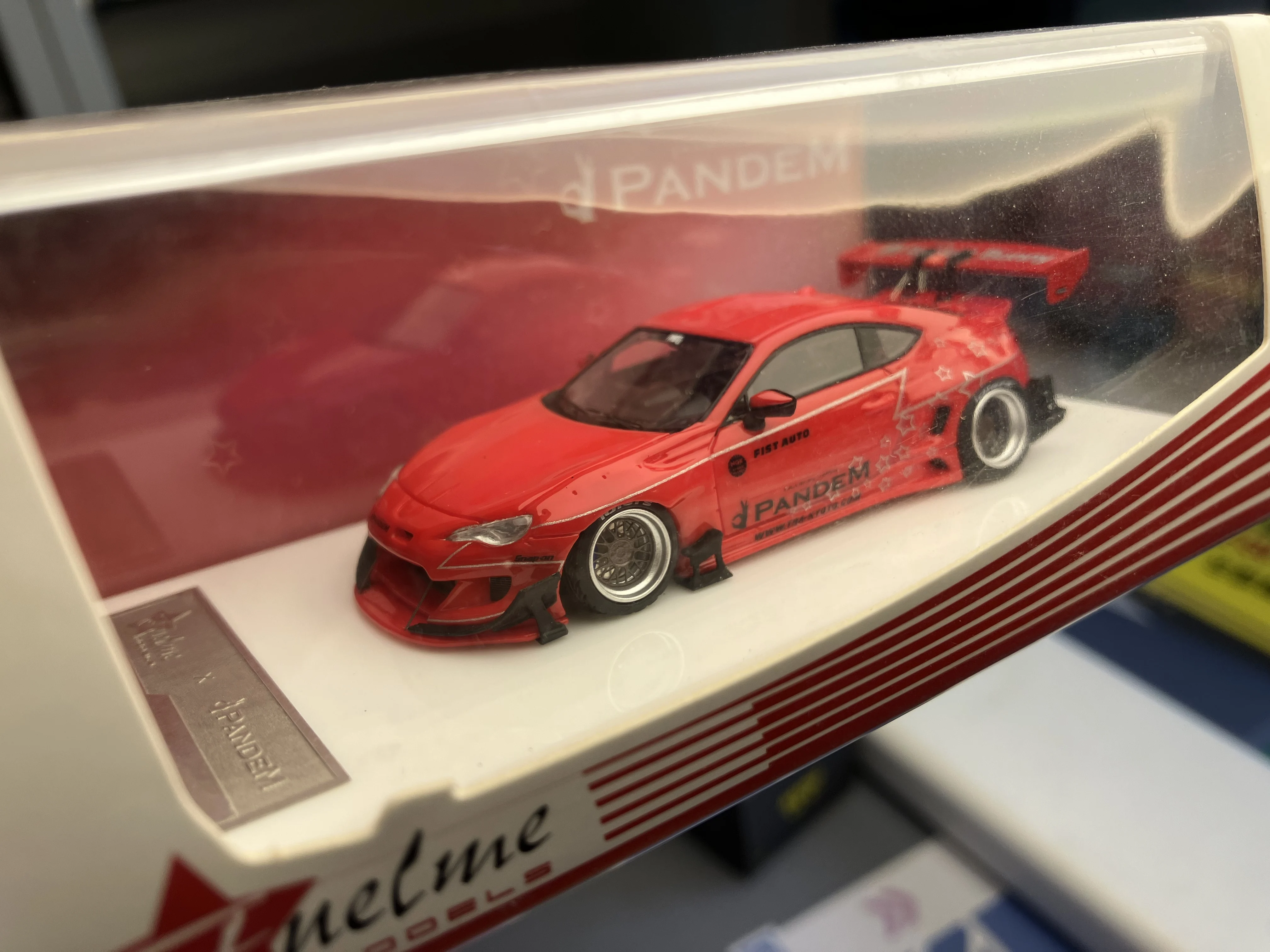 

Fuelme 1: 64 86 GT86 Rocket Rabbit Wide-body Modified Resin Car Model