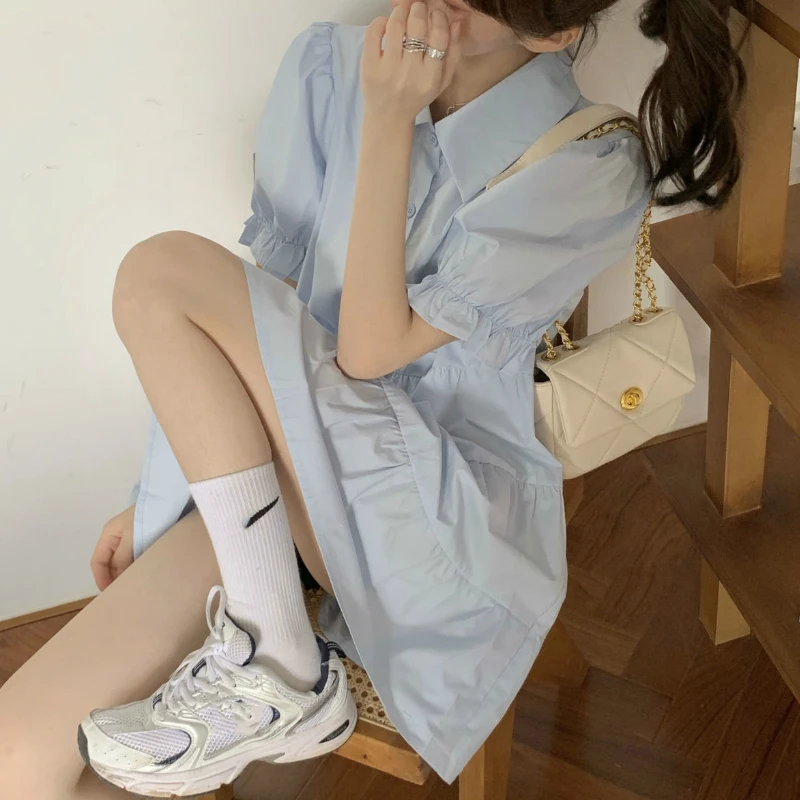 ชุดเซ็ตผู้หญิง เสื้อคอปกพับได้ แขนสั้นพองๆ กระโปรงมินิเดรสยีนส์ เสื้อสายเดี่ยว ชุดเซ็กซี่ 2 ชิ้น ชุดลำลองสตรีทแวร์ สไตล์หวานๆ ย้อนยุค ประจำปี 2025