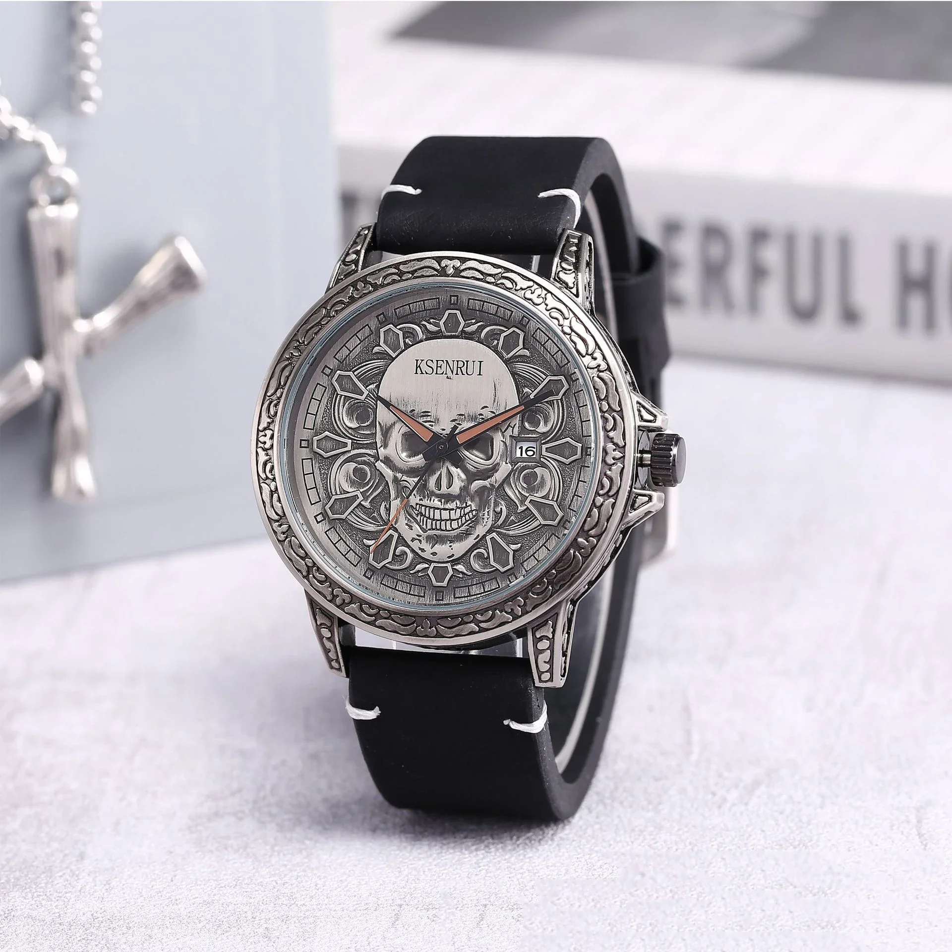 Men Skull Quartz Watch Fashion Watches Laser Engrave Carving Dial Man Black Vintage Bronze Skeleton Clock Male Relogio Masculino