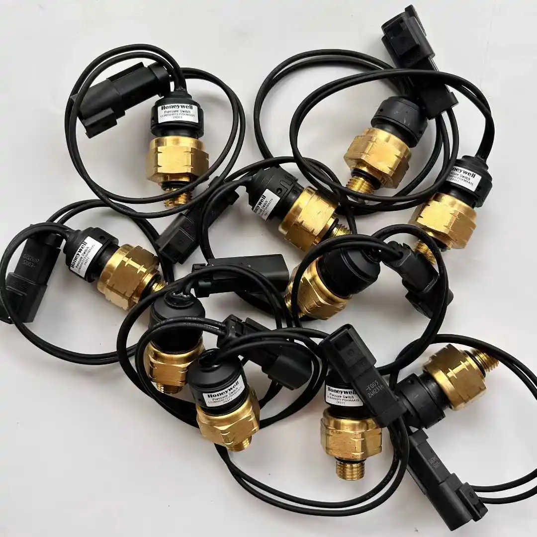 

QSK60 Original Engine Pressure Switch for Construction Machinery Rotary Drilling 4924925 Sensor Heavy Duty OEM Part
