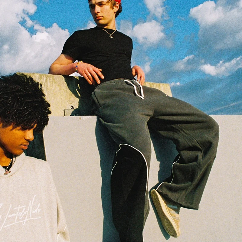 بنطال رياضي مرقع مطرز بأحرف عصرية رياضي أمريكي مرن للرجال والنساء