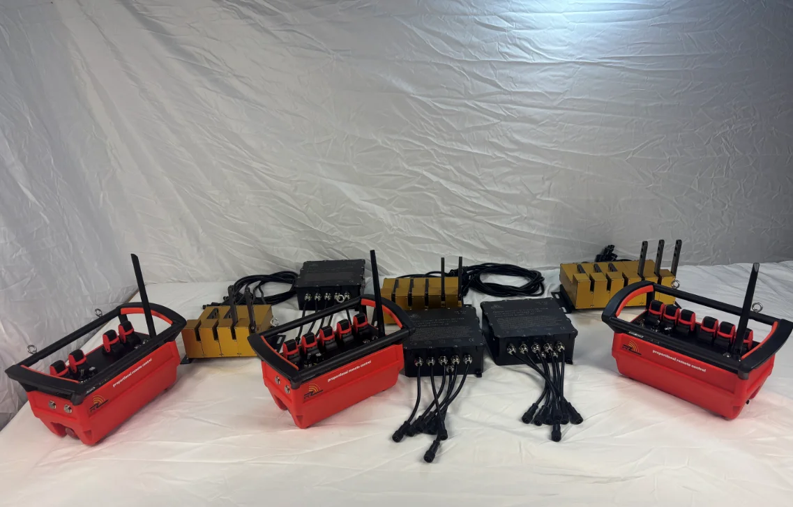 5 -road  TK clutch motor crane wireless remote control suitable for truck cranes.