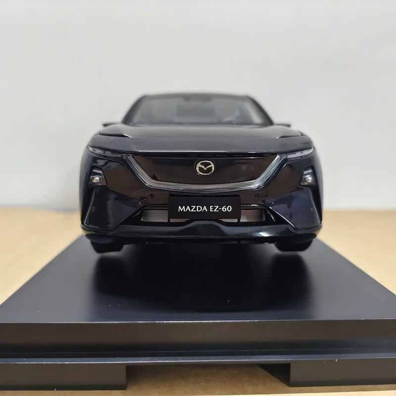 Mazda Ez-60 1:18 Maßstab Druckguss-Modellauto Simuliertes Legierungs-Elektro-SUV-Automodell Ausstellungsstück Sammlerstück Geschenk für Auto-Enthusiasten
