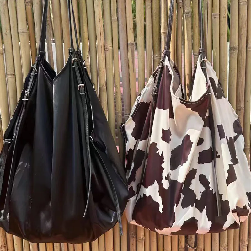 

Z Leopard Print Tote Bag Large Capacity Brand Design Unique Seaside Holiday Leisure Relaxed Style Silk Shopping Bag Shoulder Bag