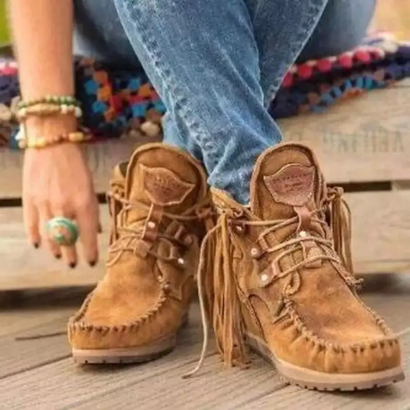 Zimowe damskie botki brytyjski styl rury matowe Tassel buty fala Pop sznurowane buty Boho kobiety kowbojskie buty Botas Mujer