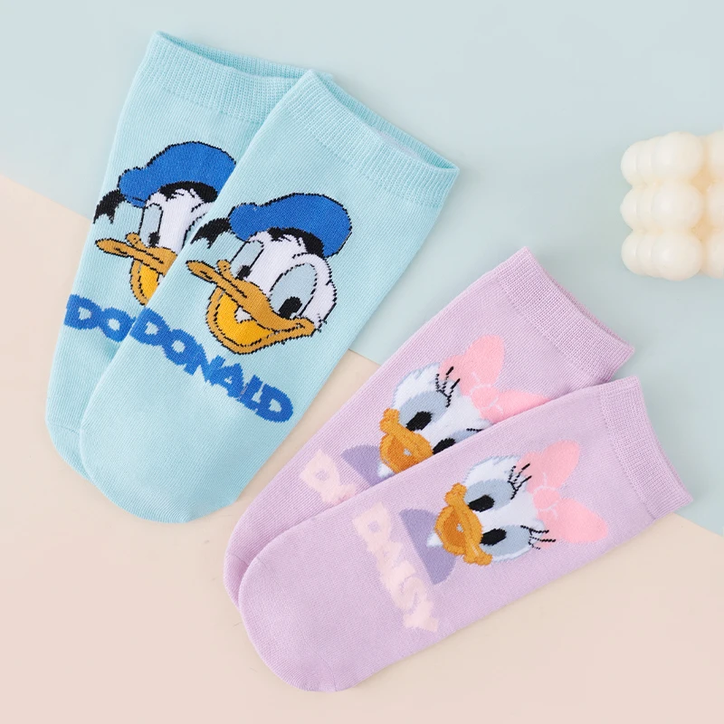 5/10 Pairs Random Disney Mickey Minnie Donald Duck Daisy Pluto Goofy Ankle Socks Cute Cartoon Print Cotton Short Socks for Women view 5