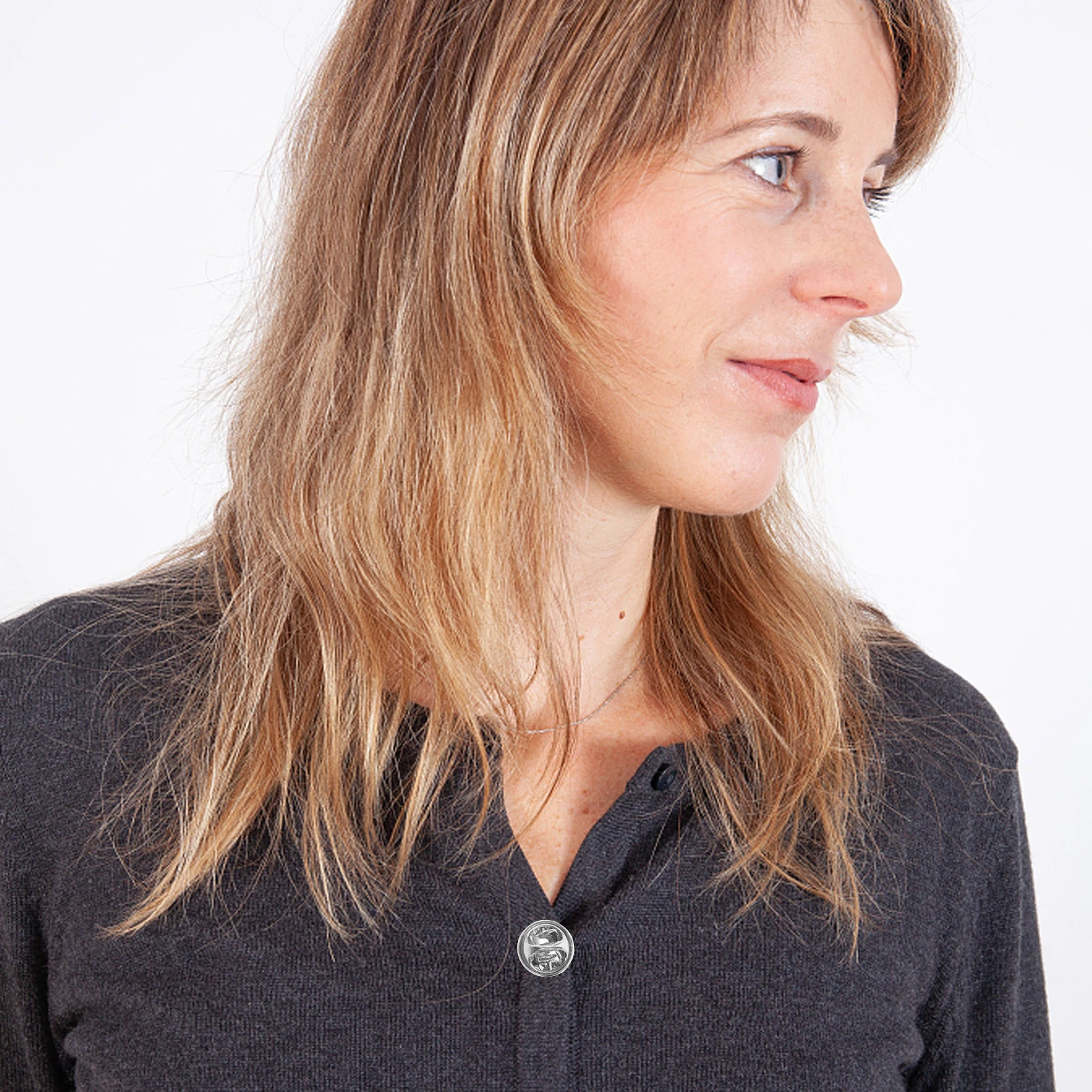 50 set Chrome Tie Frizione Pin Backs Sostituzione Puntine Spilli Schienali Vuoti per Spilla da bavero Cappello Badge Nome Tag Sostituzione