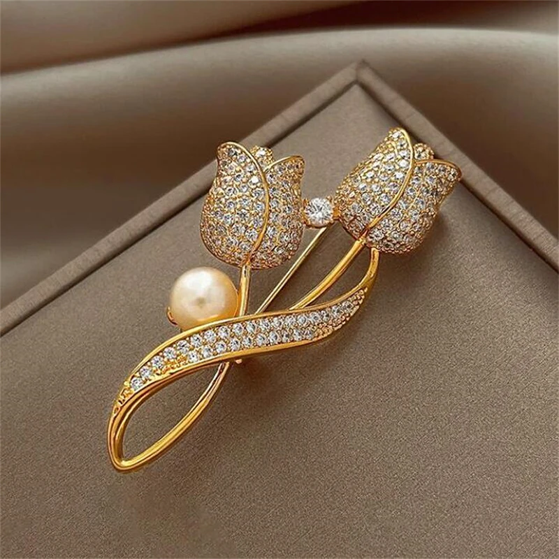 New Drop Pearl Tulip Brooch Full Of Diamonds Flowers Western Dress Dress Pin Fixed Clothes Anti-glare Decoration