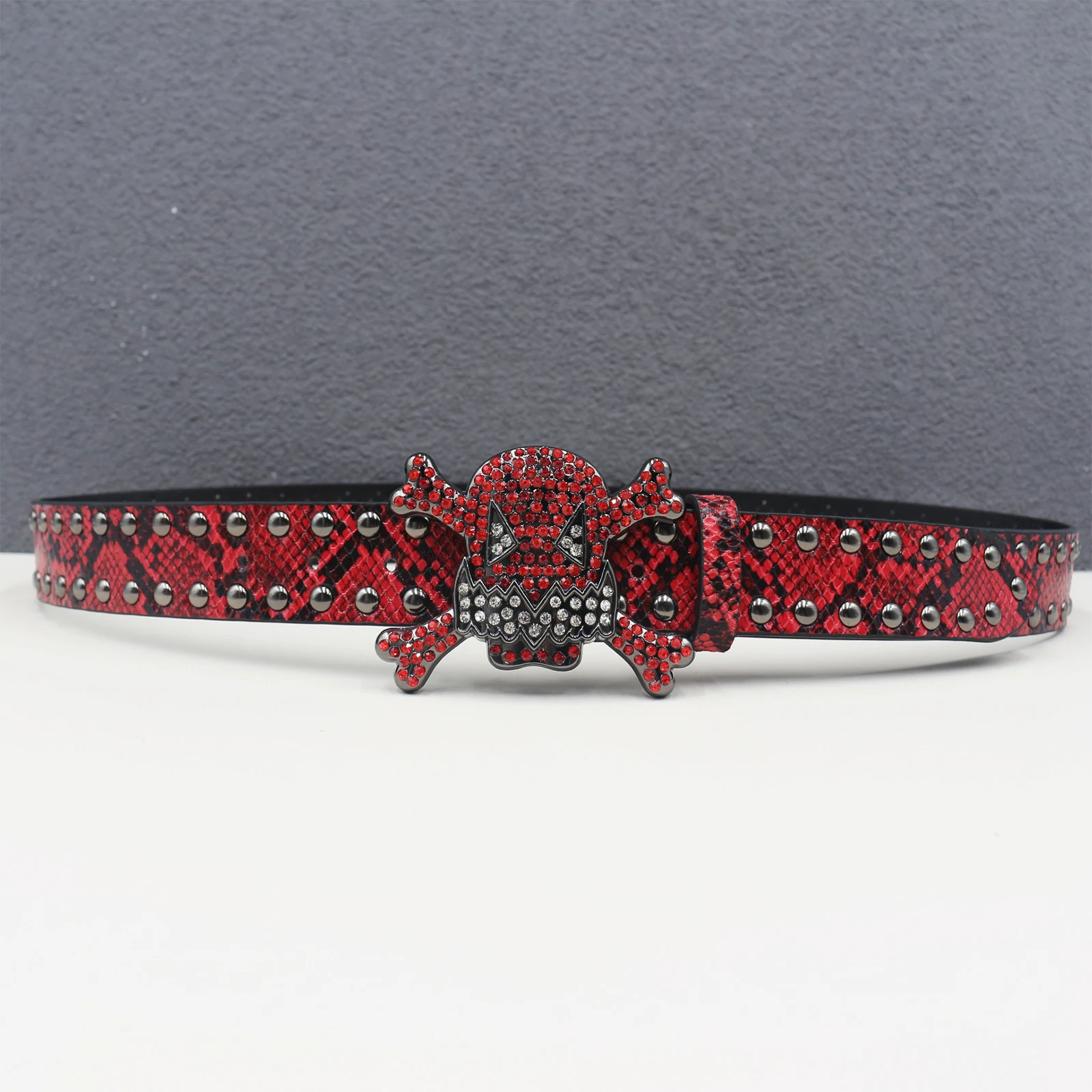 Snake pattern skull New Personalised Rivets  PU Leather Belt 107CM Men And Women Universal Fashion Hip-hop Punk Belt Ins Style