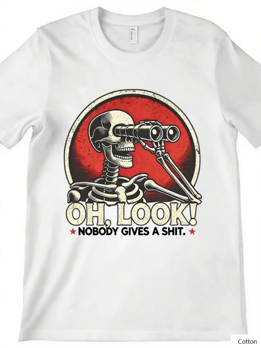 

Хлопковая футболка с принтом бинокля со скелетом и саркастическим текстом. Новое поступление в темном юморе и острым стиле.