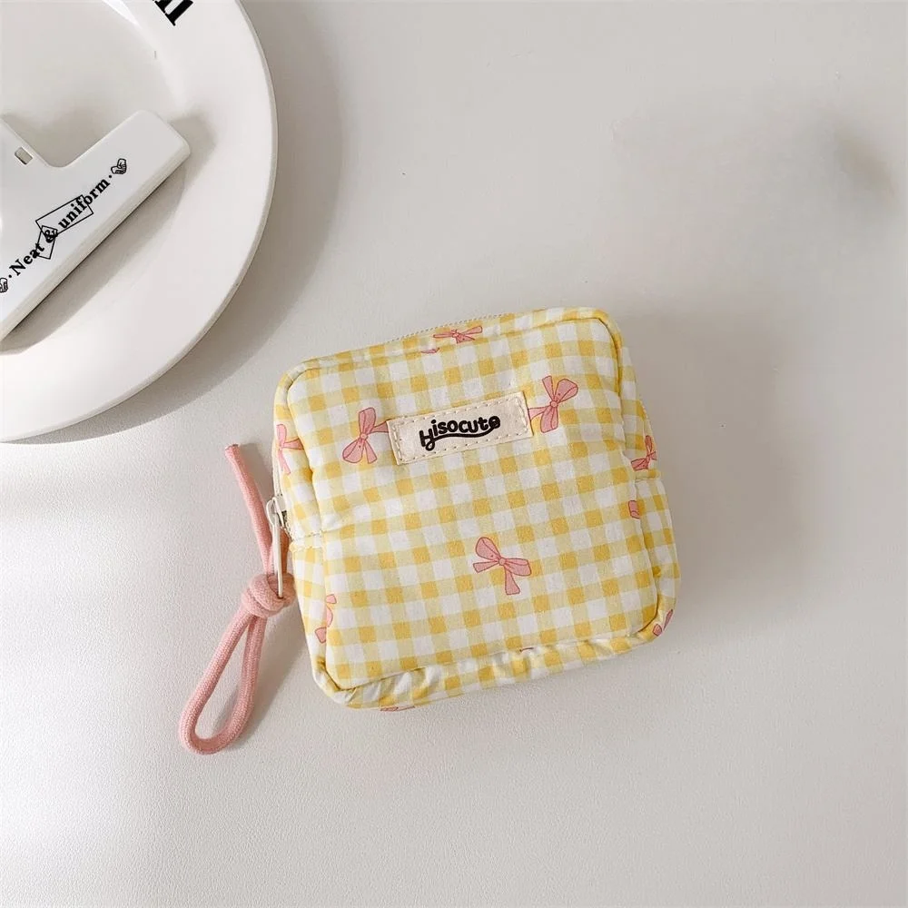 النسخة الكورية بسيطة مربع القوس منقوشة الفم الأحمر المغلف المحمولة حقيبة تخزين تغيير مستحضرات التجميل #5