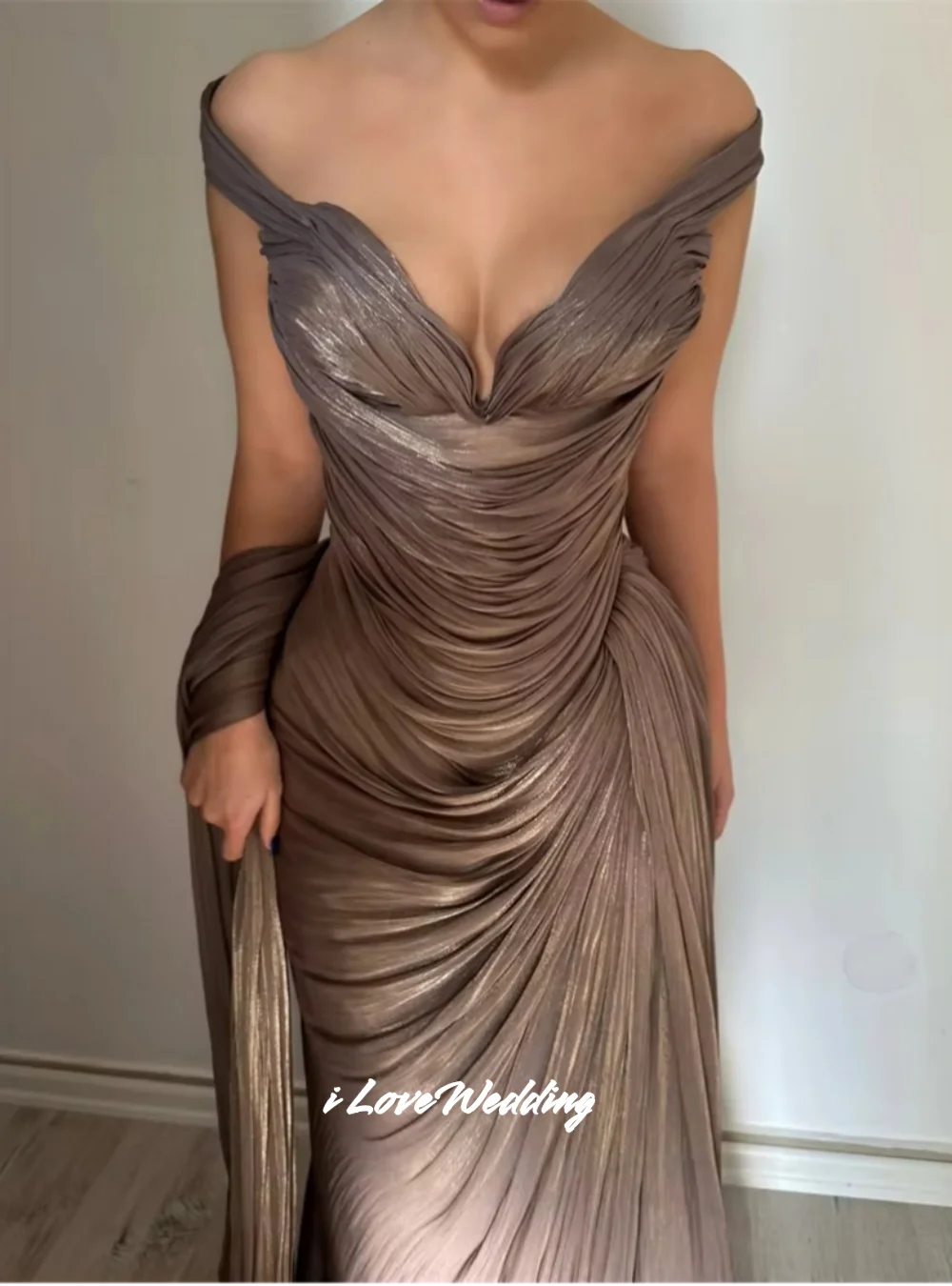

Modern V-neck Prom Dresses 2026 Off the Shoulder High Slit Muslim Pleated Formal Evening Gown Wedding Party Dresses Customized