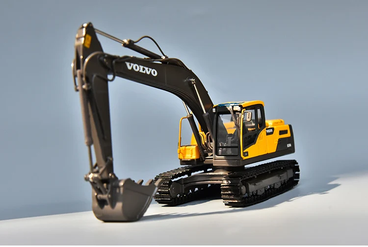 1/50 scale EC220DL Excavator Model Alloy Gifts Souvenir Toys