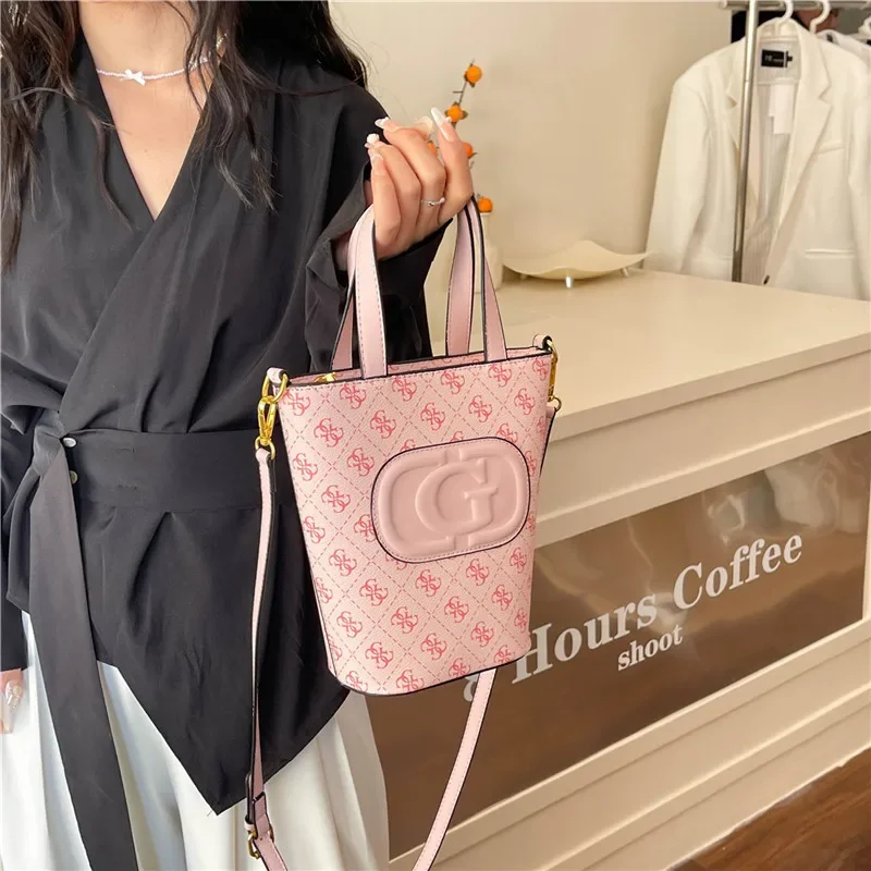 

2025 Новинка! Стильная женская сумка-ведро в европейском и американском стиле в стиле ретро, большая вместимость, пригородная сумка через плечо премиум-класса