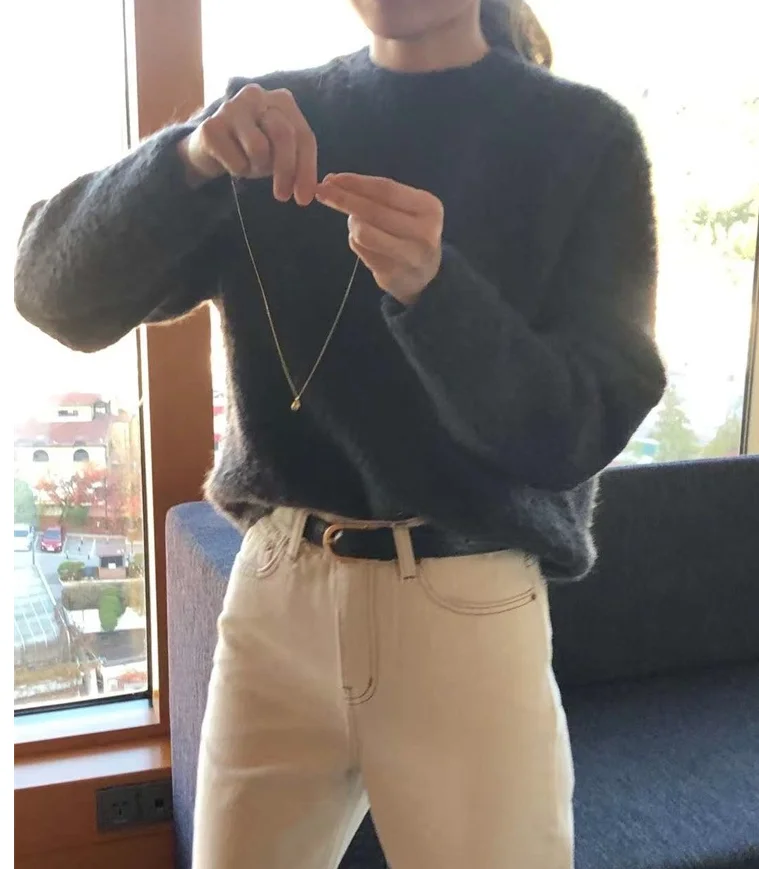 Ounce2025 الخريف لينة مريحة طويلة Sve محبوك سترة مرنة مريحة لون نقي Aosphere Sense المرأة Faion عادية...