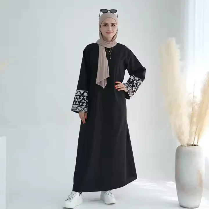 Lino chiuso Abaya per le donne Musulmano ricamato Casual Abaya Dubai Lusso Turchia Hijab Abito Ramadan Islam Caftano Robe