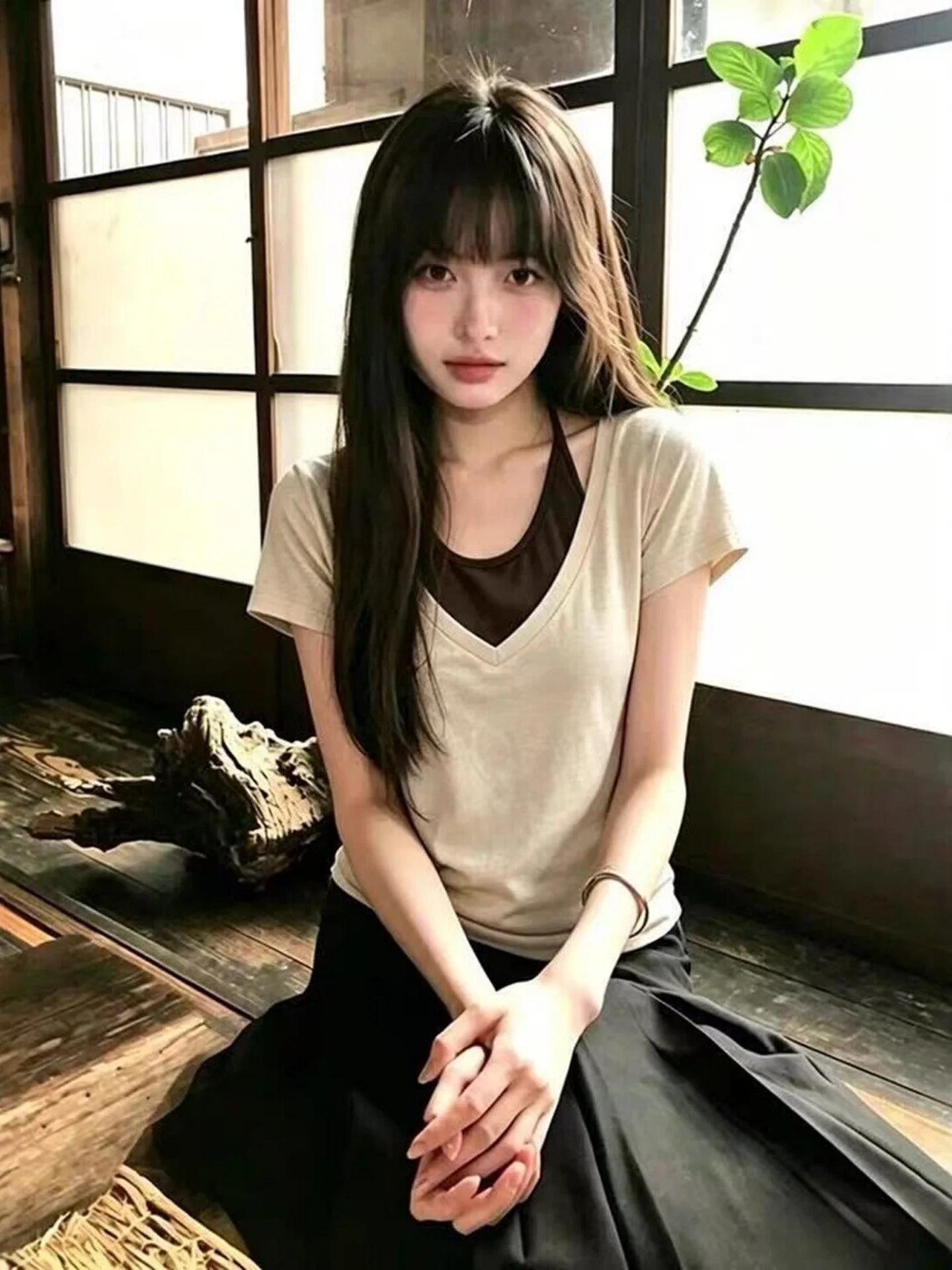 Color Block Short Sleeve V-Neck T-Shirt Women's Summer Casual Style Pure Color Design Breathable Comfortable Skin-Friendly