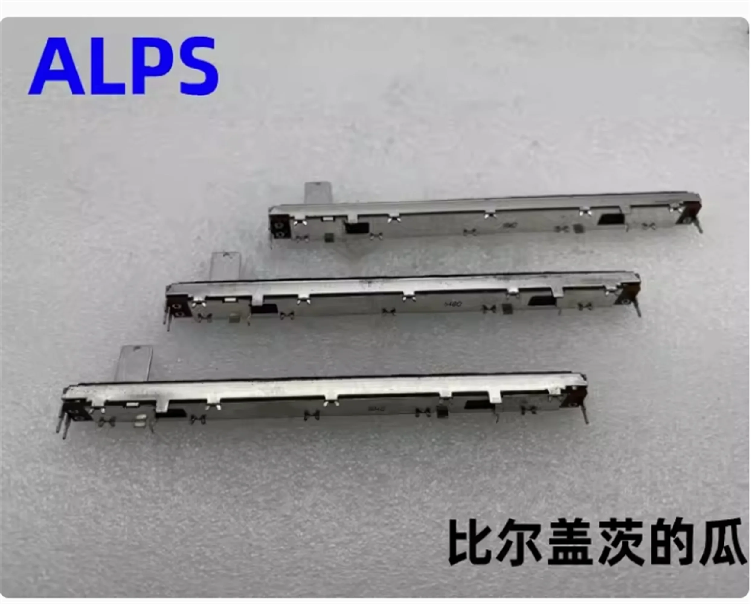 1 PCS ALPS Alps RSAON1S9A0K single link direct sliding potentiometer 10K axis length 12mm square axis