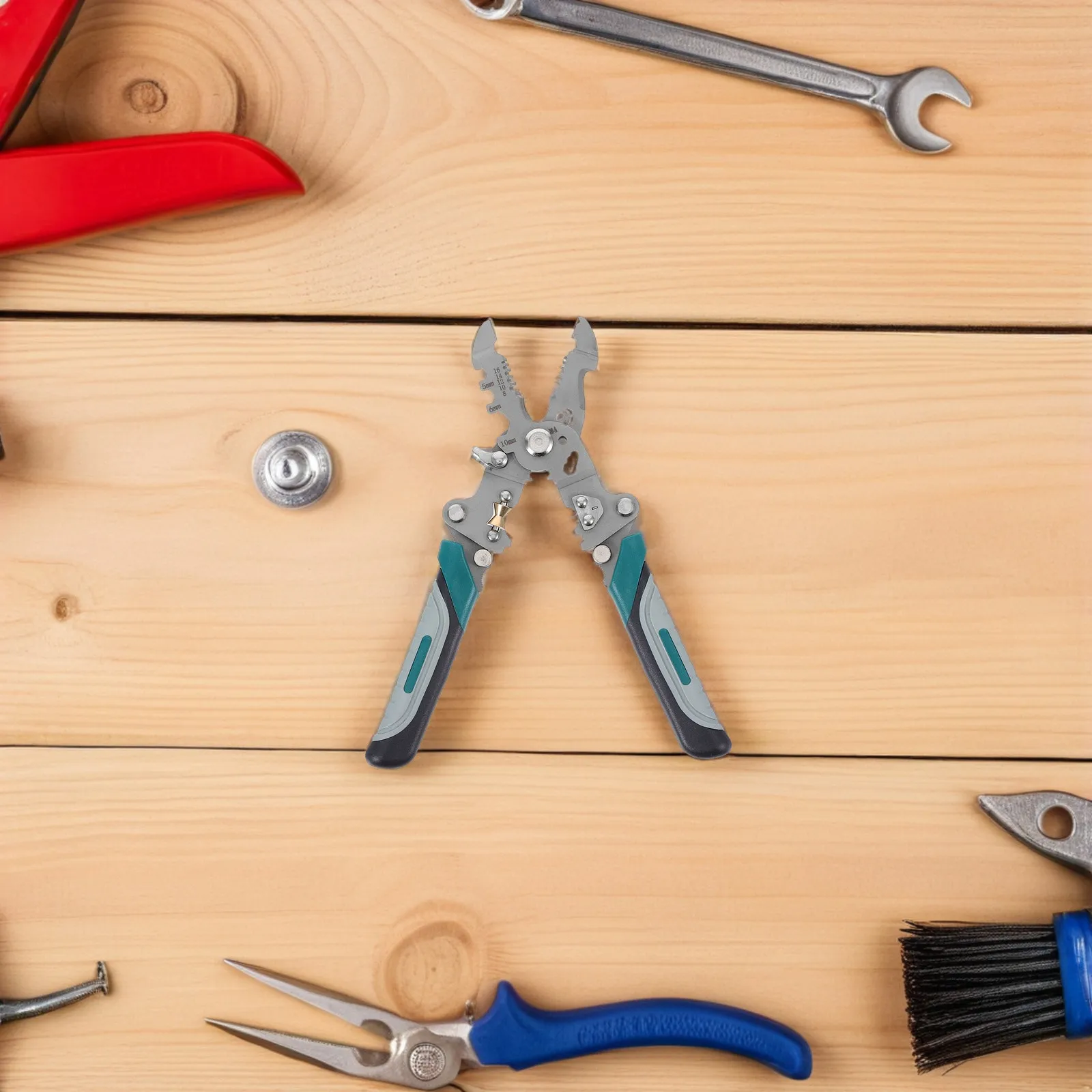 

Professional Foldable Multifunctional Electrician Wire Stripping Plier for Cutting Crimping Peeling Twisting Insulation Portable