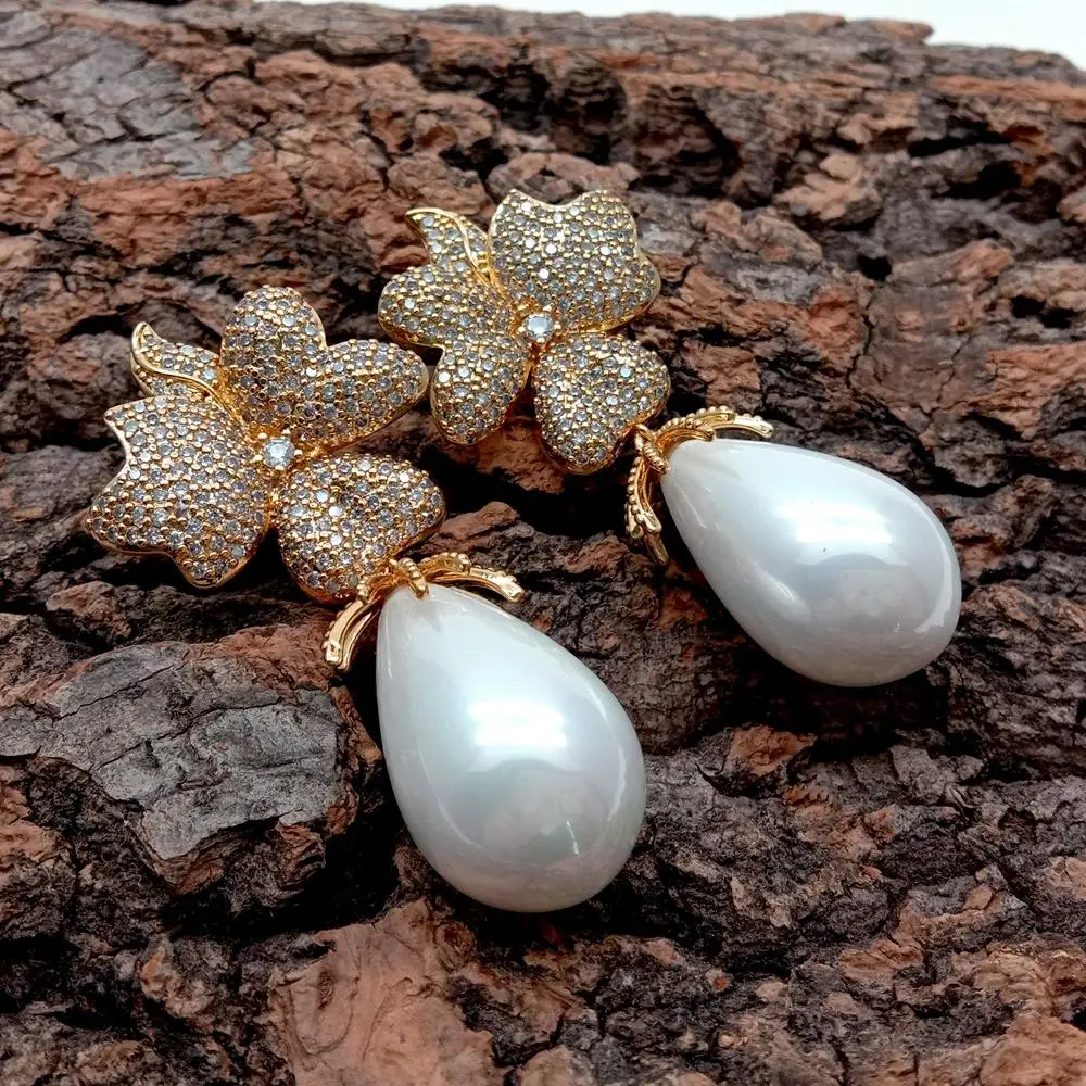 Y·YING White Sea Shell Pearl Teardrop Shape Cz  Pave Flower Stud Earrings Jewelry For Gift