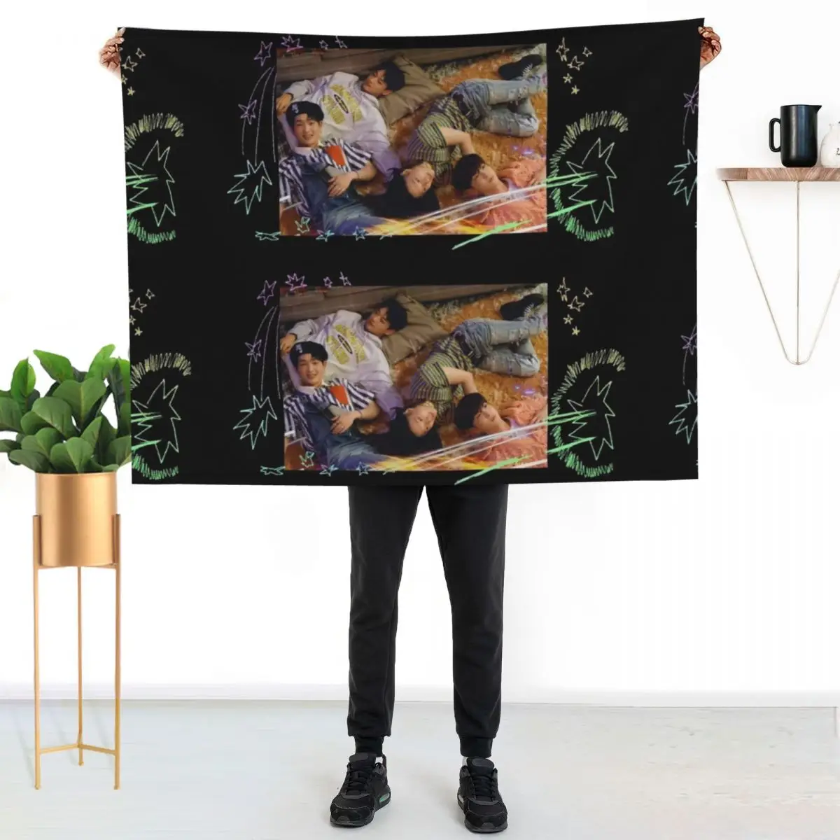 

SHINee Superstar Throw Blanket Warm Comfortable Blanket Gift for Parents Friends