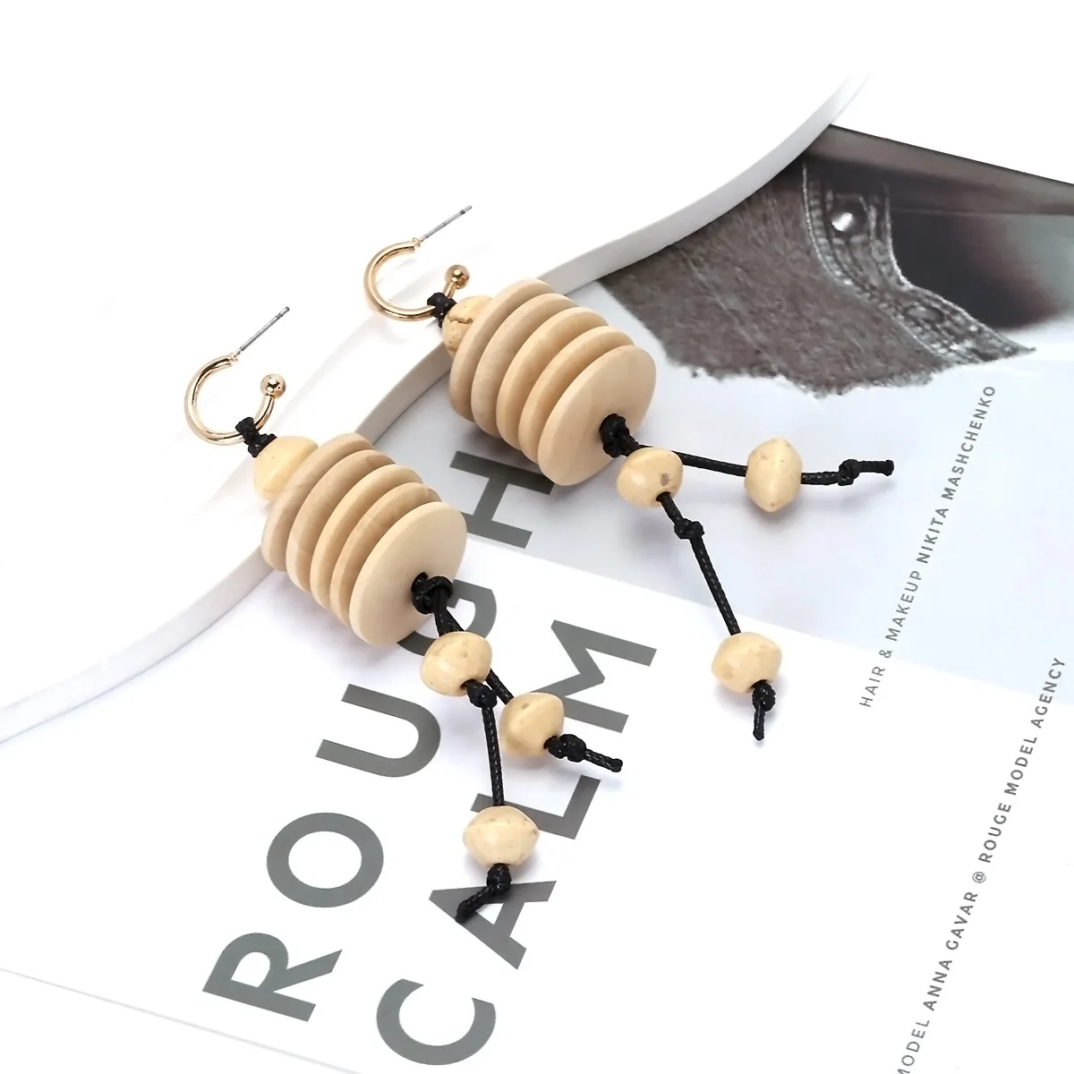 New hand-woven string of wooden beads knotted fringed earrings niche design geometric wood earrings