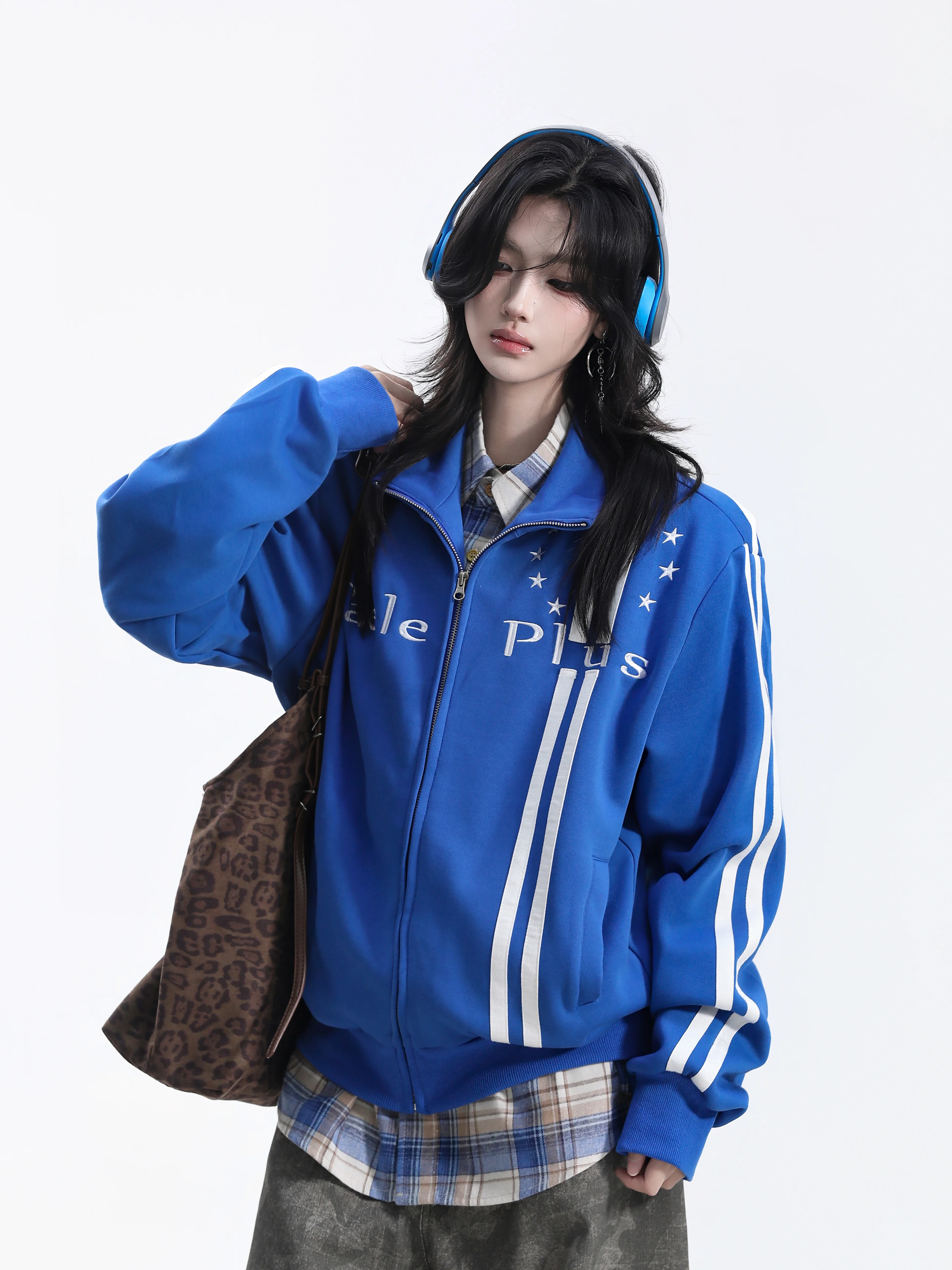 Loose Fit Long Sleeve Vintage American Striped Sporty Jacket for Women Stand Collar Letter Print Couple Outerwear Cotton Zipper