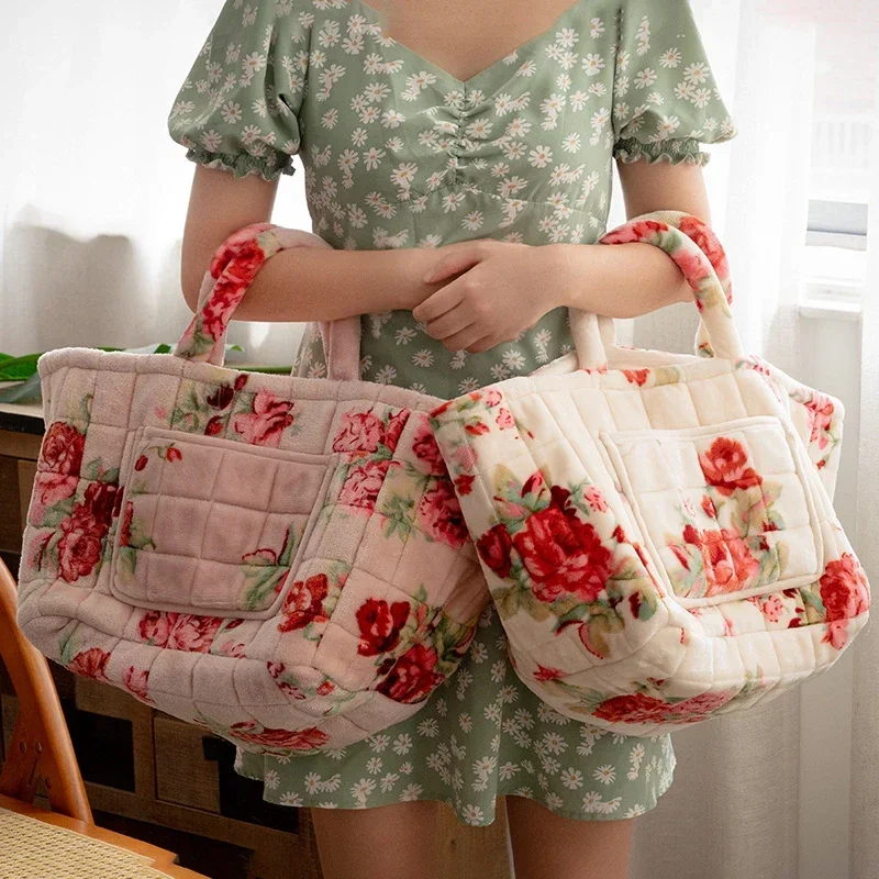 Flannel Storage Bag Retro Flower Portable Storage Basket Elegant Home Pastoral Clothes Sundries Storager Organizer Picnic Basket