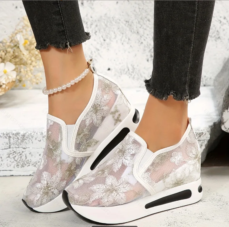 Lace Flats Platform Women Sport Shoes Mesh Breathable Sneakers Summer New Casual Sandals Running Beach Rocking Dance Shoes