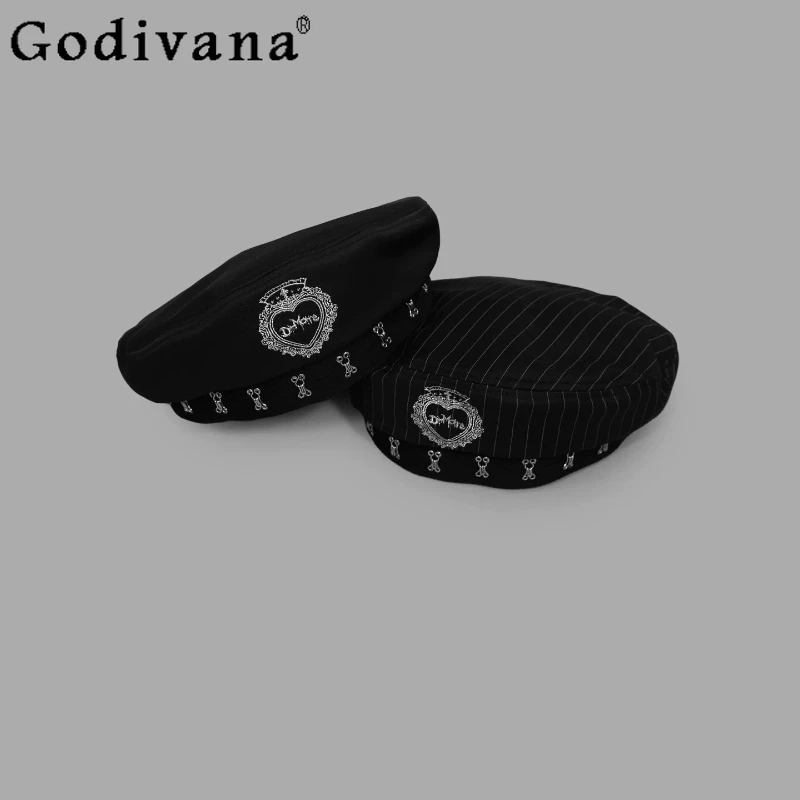 

Japanese Harajuku Subculture Dark Punk Goth Berets for Wome Girls Sweet Cool Fashion Rivet Embroidery Black Y2k Berets