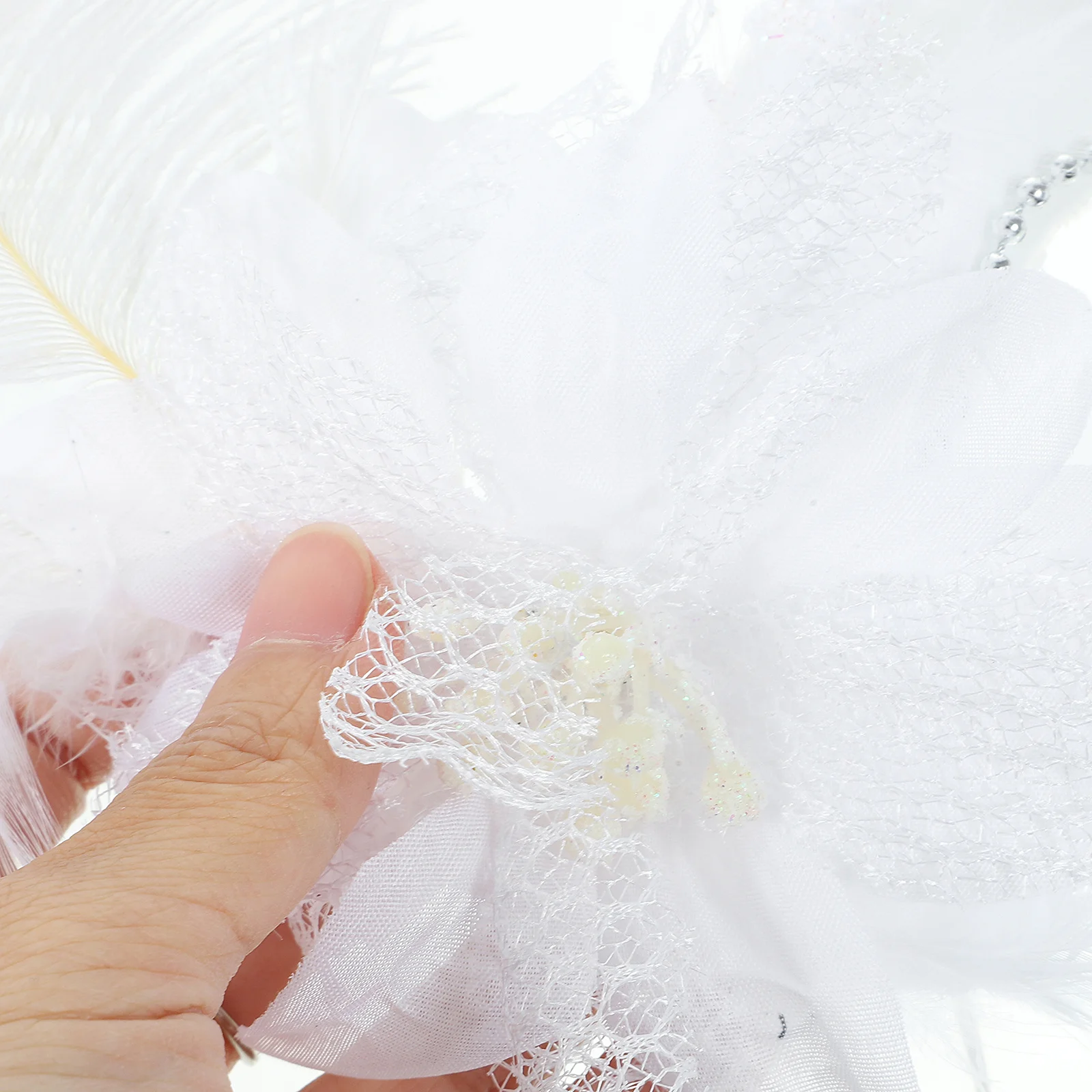 

Masquerade Half Lace Mask Elegant Plastic Material Suitable for Halloween Ball Cosplay Party Decoration Props Mask Masquerade