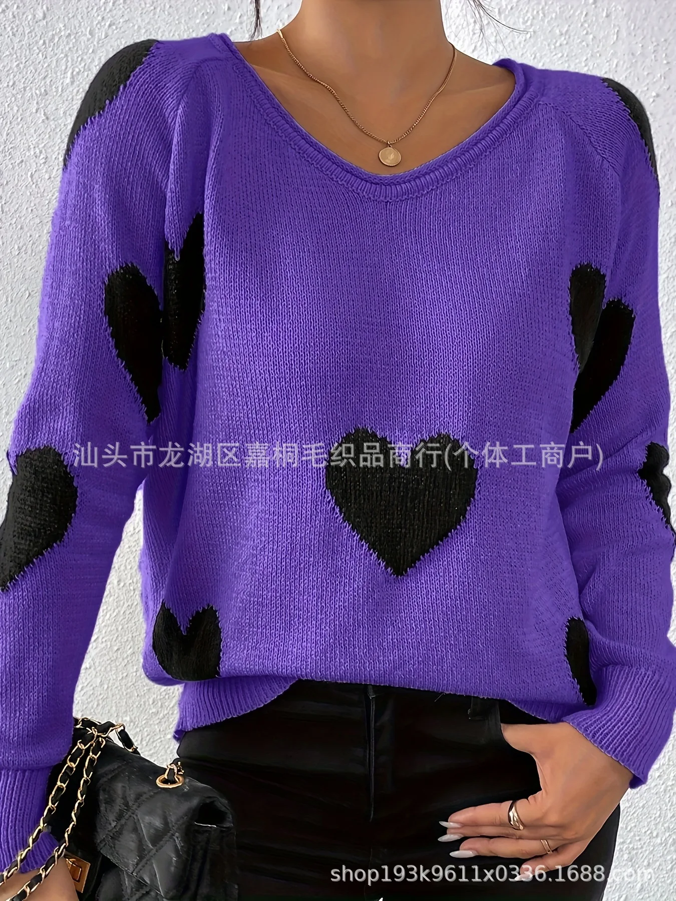 

Valentine's Sweater Extra-Large Pullover Heart Sweater Round-Neck Comfortable Crew Sweater Ultra Soft Casual Knitwear