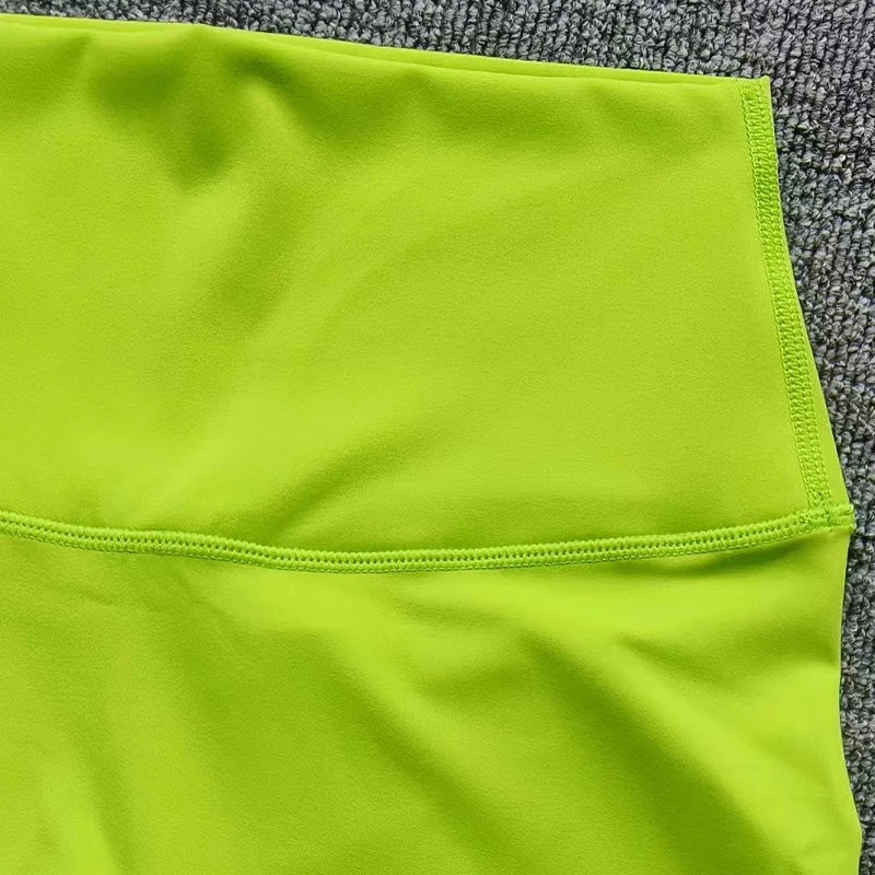 Solid Color Soft Women Sport Yoga Short Soft Compression Support Sweat-Wickin Comprehensive Training Jog Cycling Internal Pocket