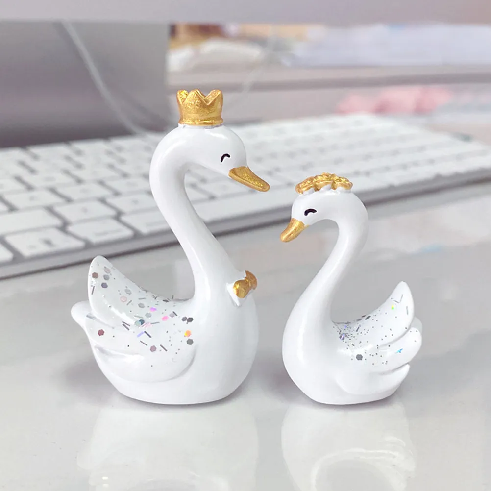 1Pair Elegant Swan Resin Decoration Vivid Sculpture Safe Gentle Material Home Kid Room Desktop Car Cake Decor Romantic Gift