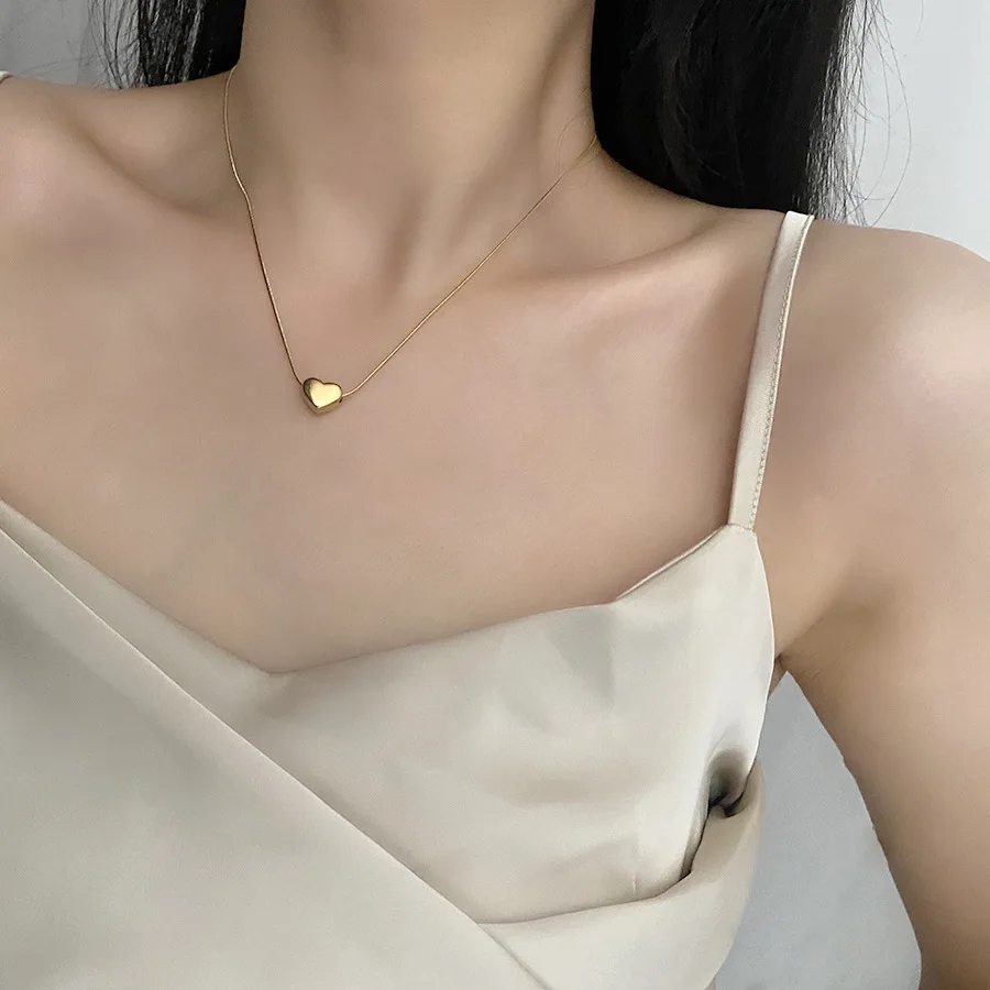 Stainless Steel Cute Simple Gold Color Love Heart Pendant Necklace for Women Exquisite Collarbone Chain Jewelry Gift Colorfast