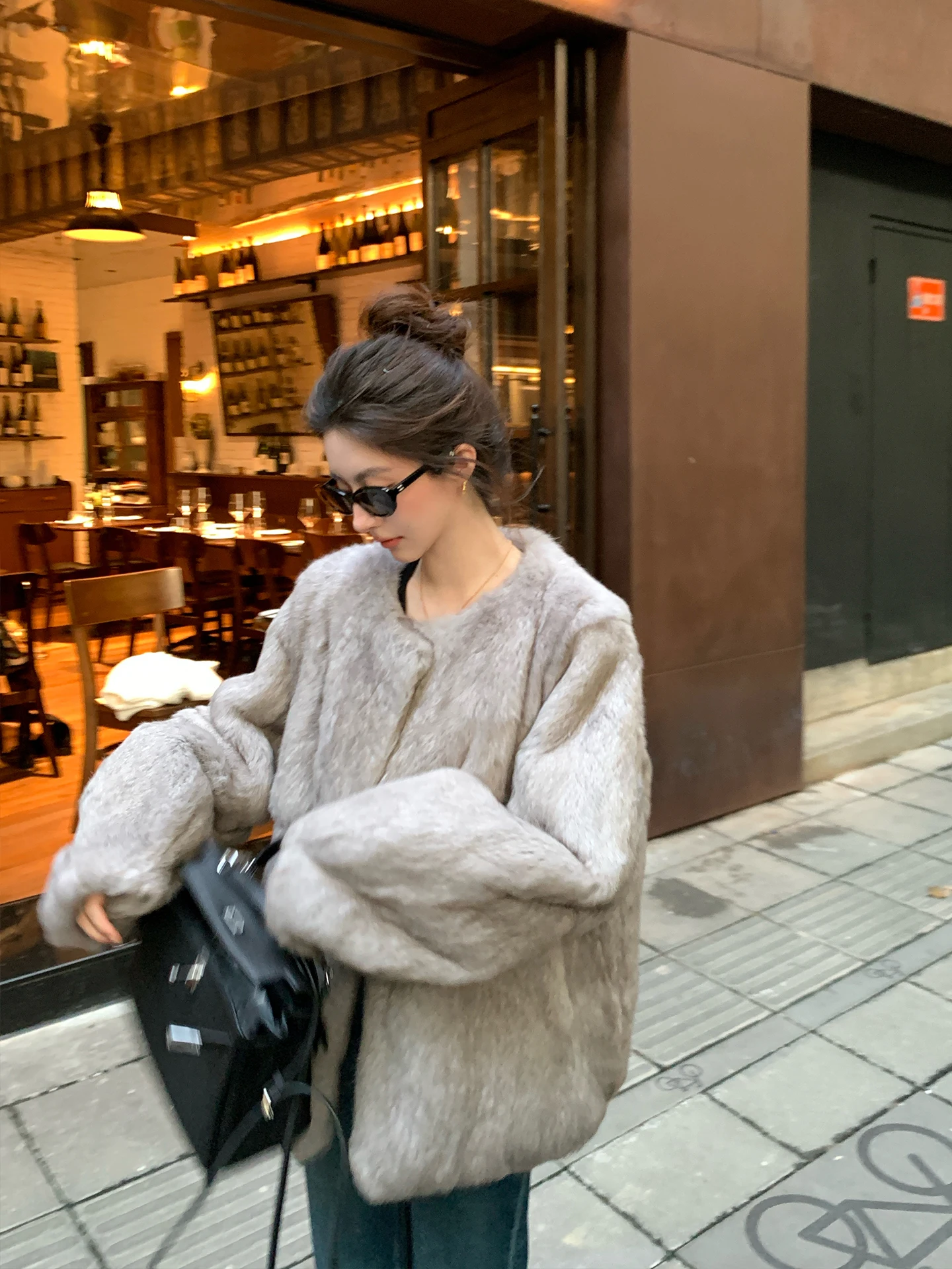 

Young Version Genuine Leather Fur Coat Rabbit Fur Whole Skin Warm Windproof Comfortable Korean Sle Commute round Ne Long ...
