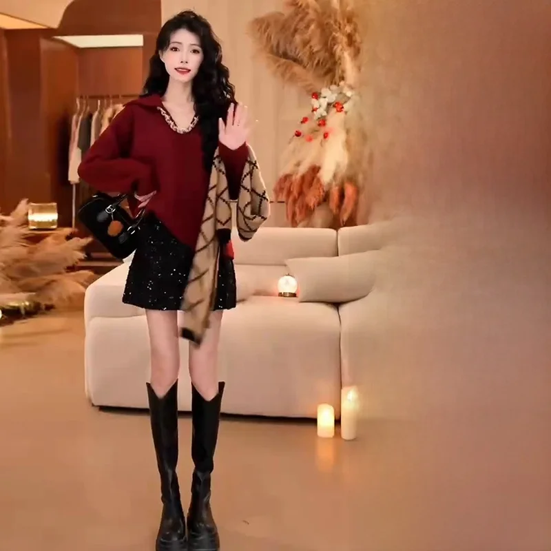 

Red V-neck Sweater And Short Skirt Two-piece Set Women's Fashionable Slimming High-end Feeling Year-end Celebration Ensemble