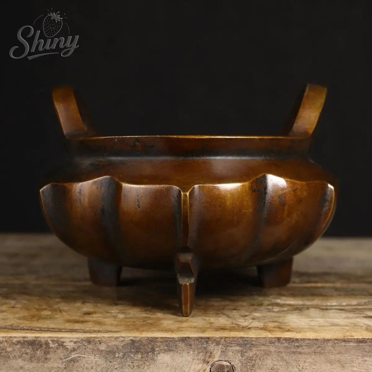 Antique Chinese Buddhist Lotus Incense Burner Ritual Statue Three Legged Sandalwood Incense Burner Home Decoration
