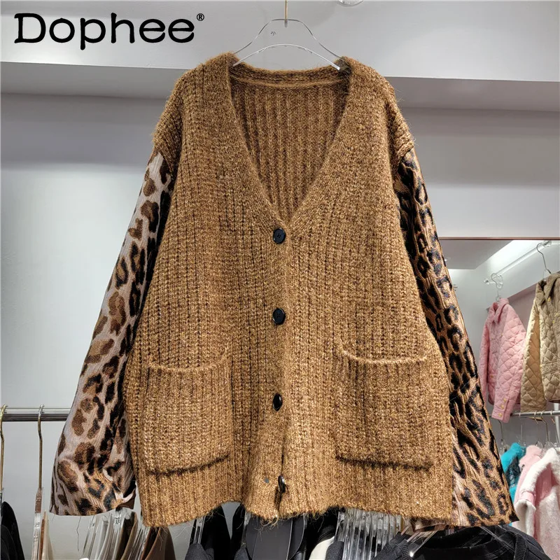 

Retro V-neck Contrast Color Leopard-Print Sweater Coat Female 2023 Autumn Winter New Long Sleeve Loose Leisure Knitted Cardigan