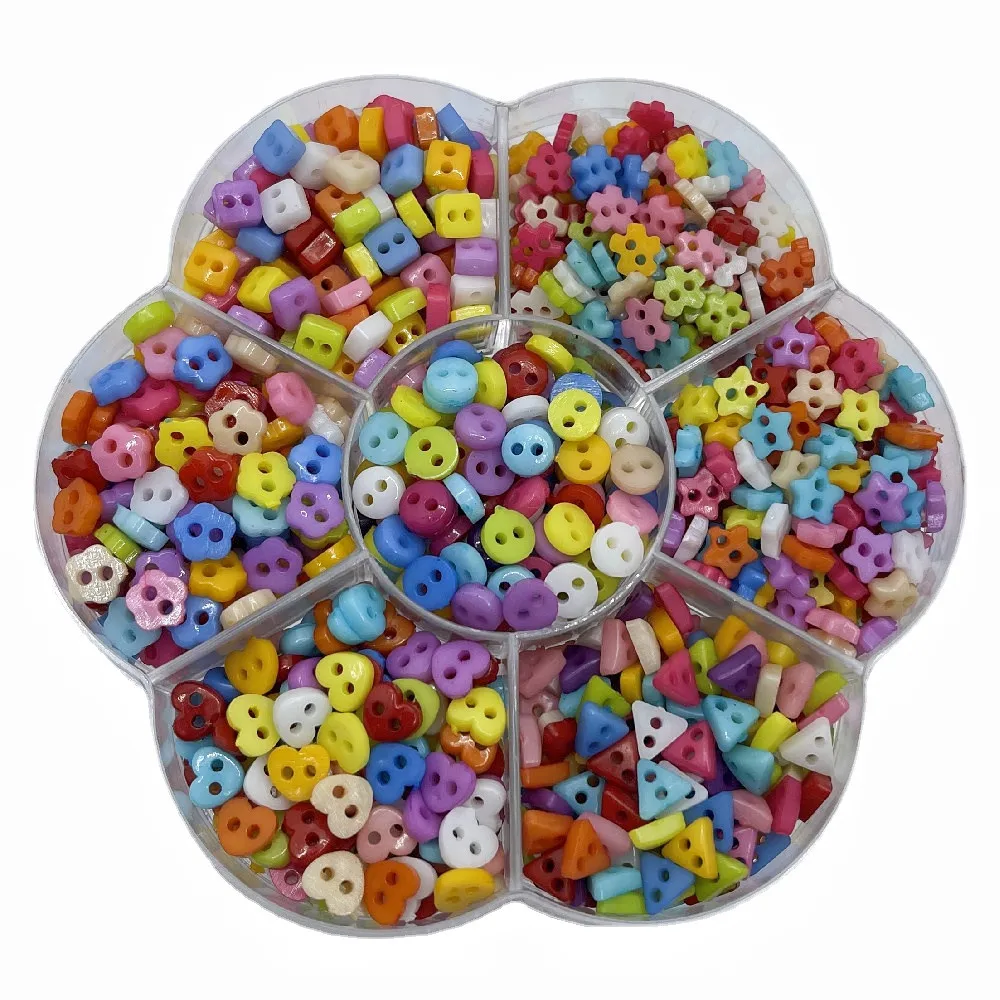 350pcs/box mix mini Buttons For DIY Doll Clothes Heart Candy Color 2 Holes Card Making Scrapbooking Buttons Sewing Accessories