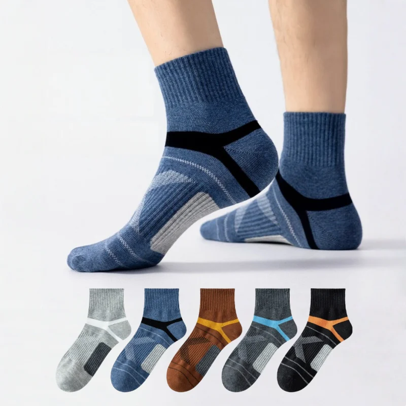 1/3/5 Paar schwarze Sportsocken für Herren, atmungsaktive Laufsocken für lässige Sportbekleidung, hochwertige Herbst-Winter-Socken, EU 38–44