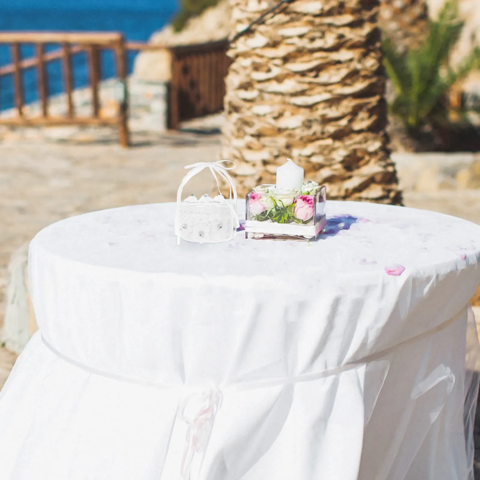 

Элегантная переносная коробка для обручальных колец из атласа и кружева, футляр для хранения колец с мягкой подкладкой, романтическая шкатулка для украшений с цветочным декором