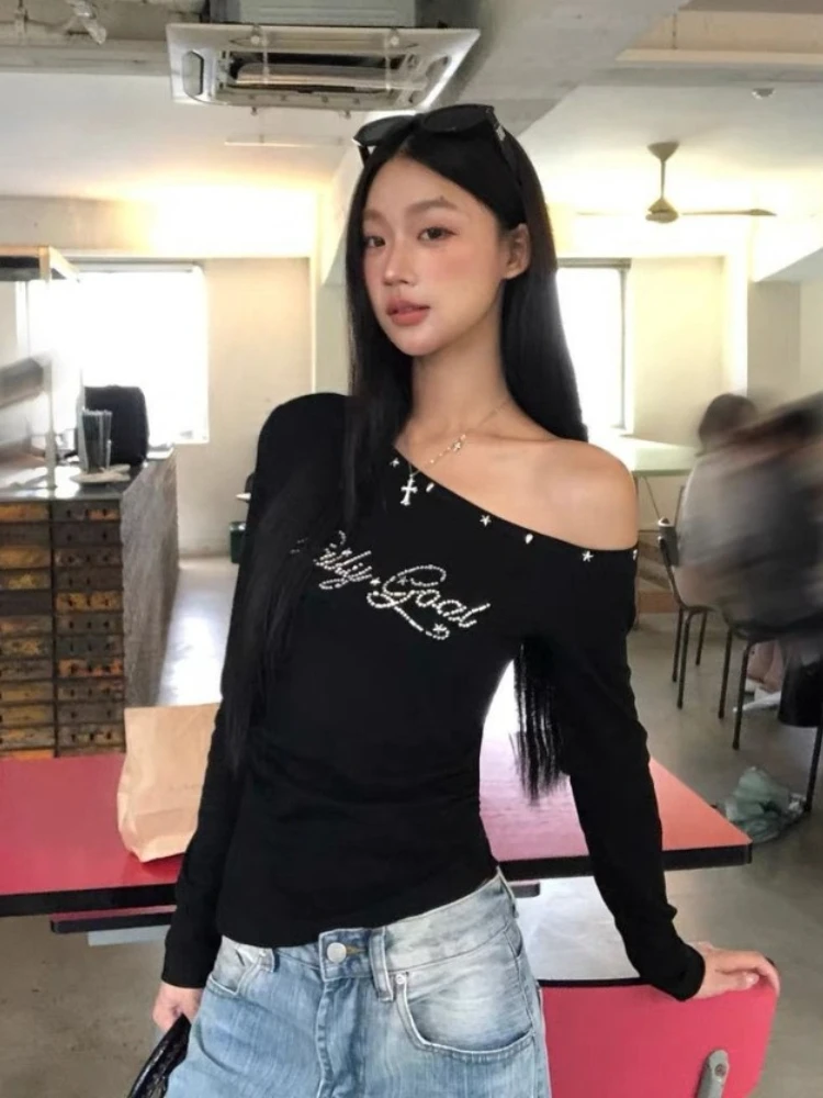 

HOUZHOU Vintage Gothic Black T-shirts Women Sexy Y2k Harajuku Off Shoulder Tees Spicy Girl 2000s Grunge Long Sleeve T-shirts