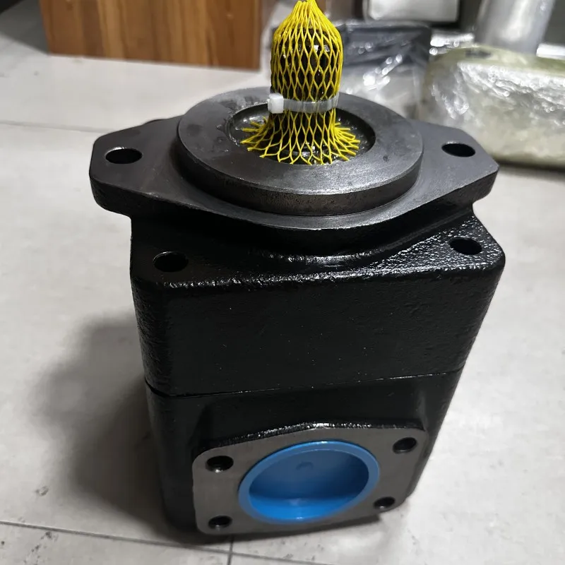 Pompa idraulica serie T6 diretta in fabbrica T6D-017-2R00-C1 T6C-003-1R03-B1 T6EC-066-006-1R00-C100 Pompa a palette