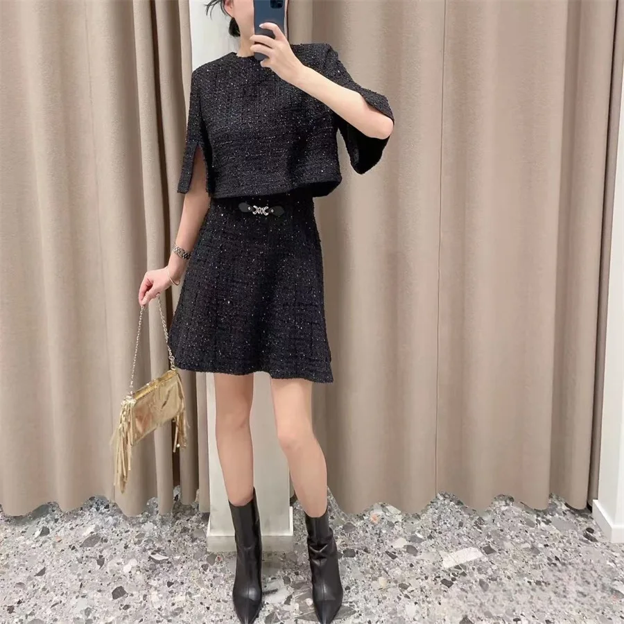 

Glitter two-piece dress, coarse woolen round neck, hooded jacket, French elegance, autumn/winter 2024 birthday dress for women