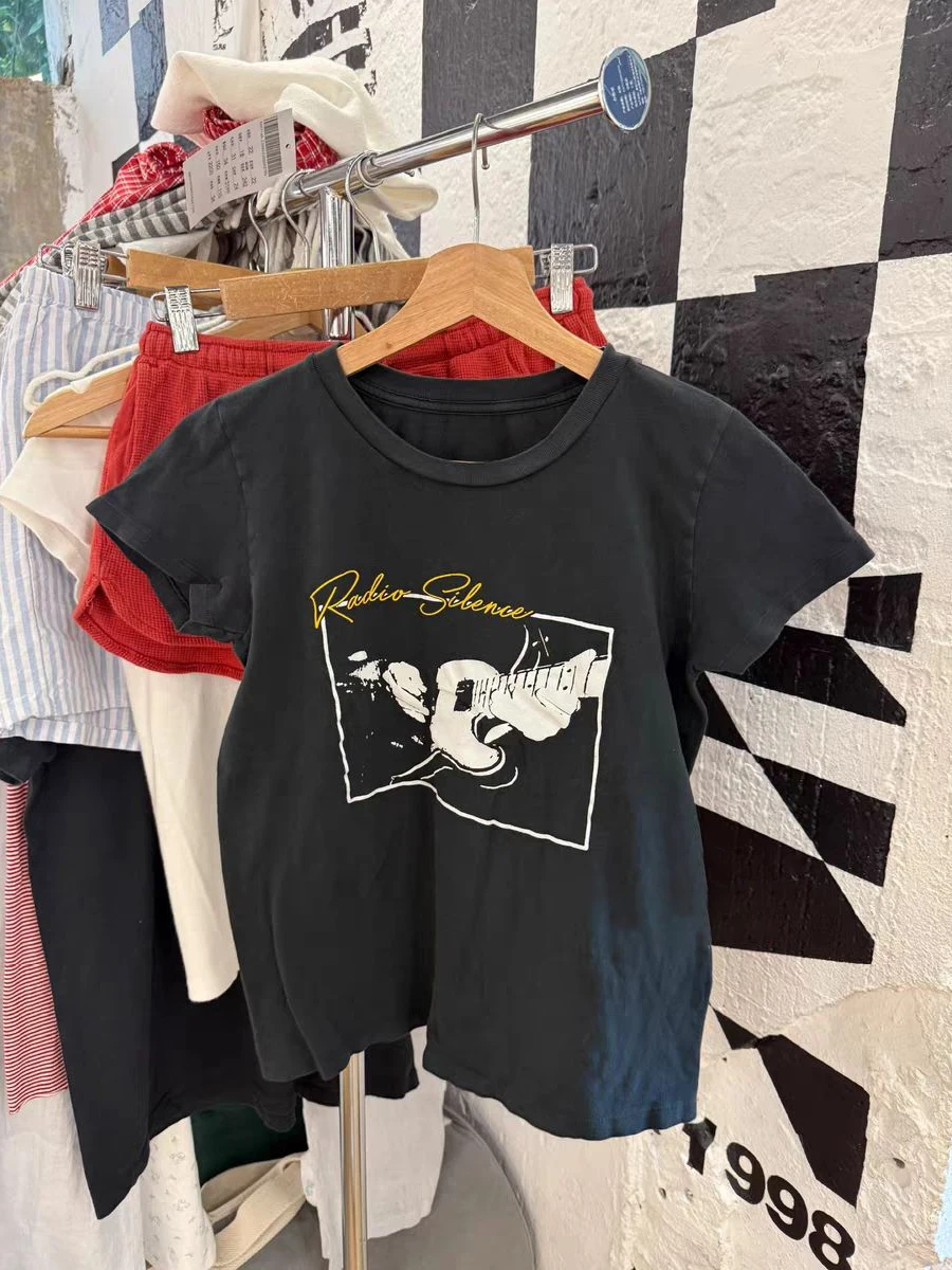 

Футболка с буквенным принтом гитариста, женская летняя хлопковая футболка с круглым вырезом и короткими рукавами, черная винтажная уличная футболка, одежда Y2k